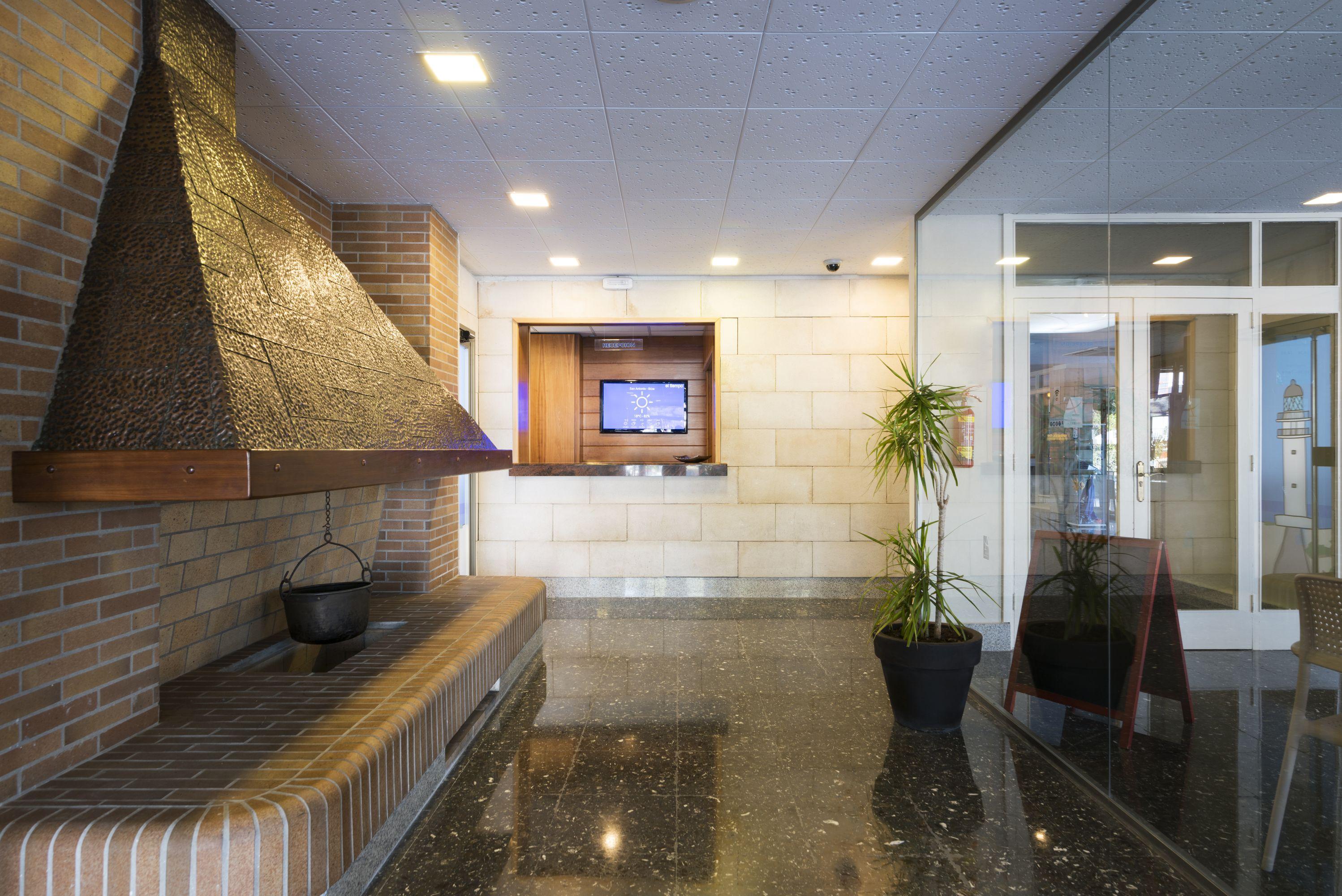 Azuline Hotel S'Anfora & Fleming (Adults Only) San Antonio (Ibiza) Exterior foto